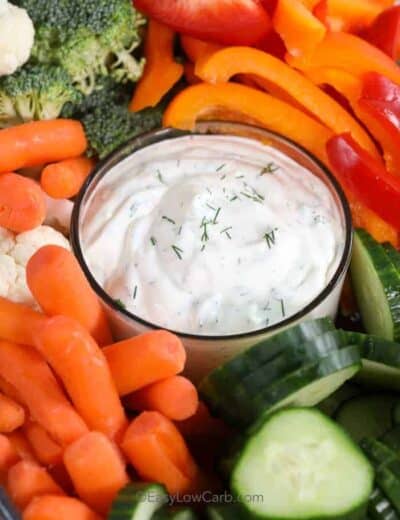 Low Carb Dill Dip with vegetables