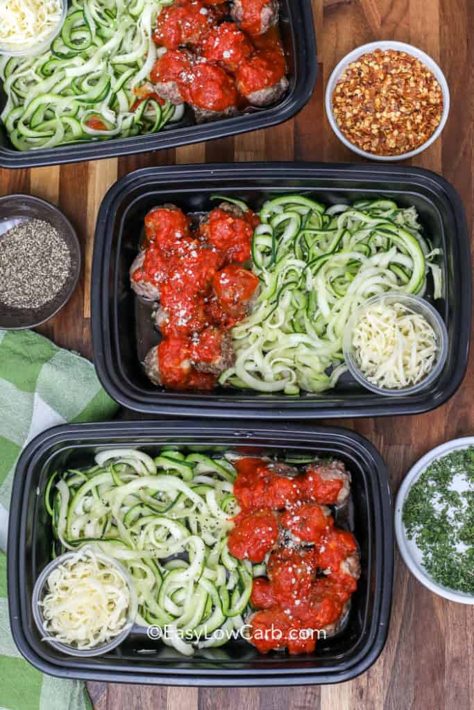 containers of Zoodle Spaghetti Meal Prep with meatballs