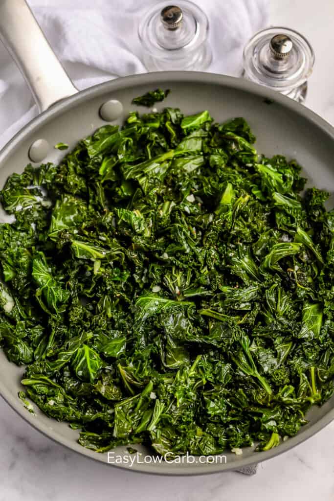 Sauteed Kale With Garlic & Lemon (Healthy Side Dish!) Easy Low Carb