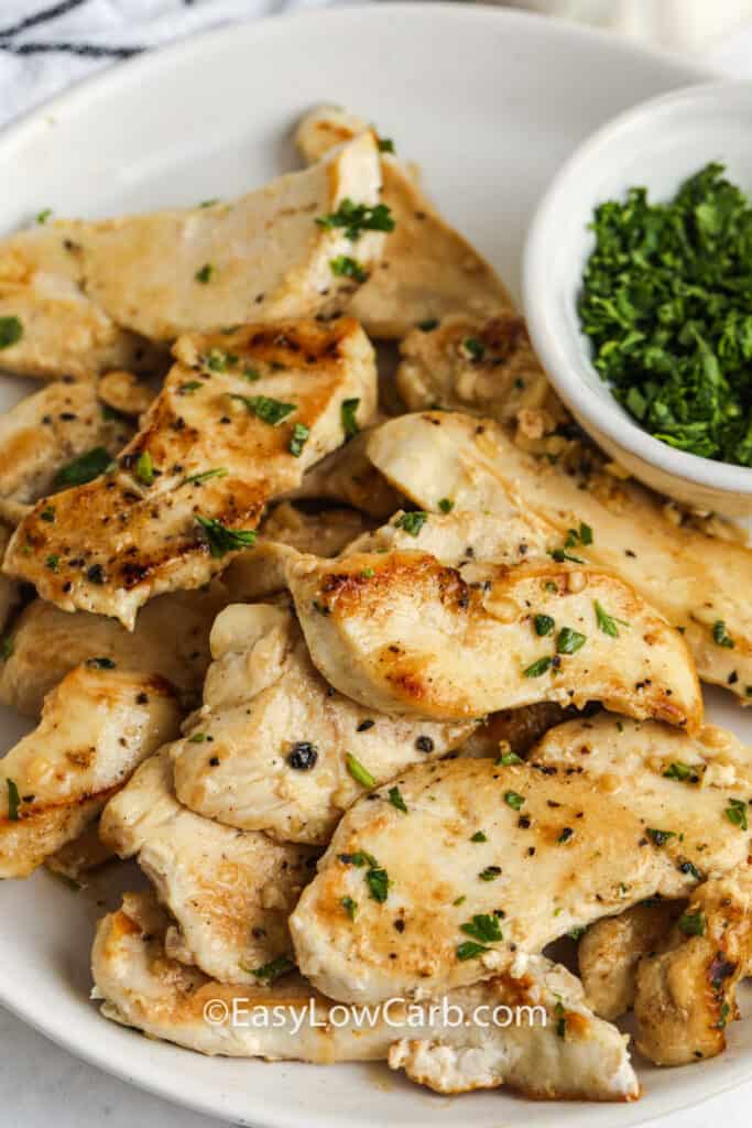 Garlic Butter Chicken Bites (Easy 15 Minute Recipe!) Easy Low Carb