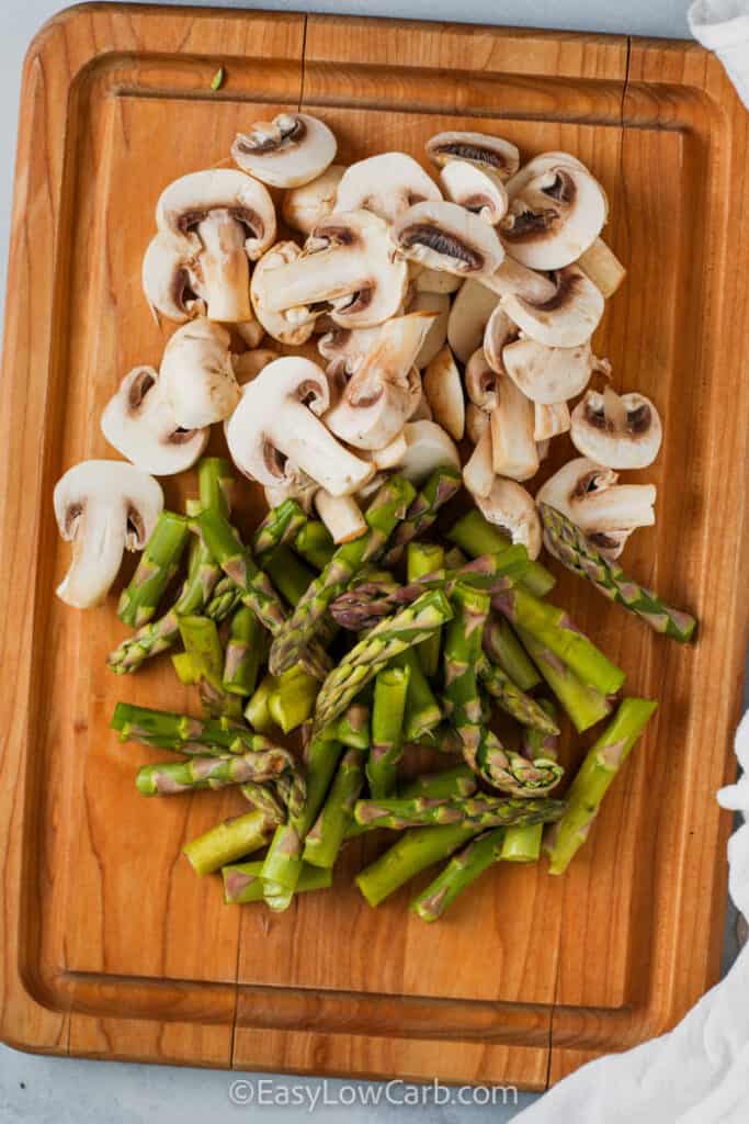 Sautéed Asparagus and Mushrooms (15 Minute Recipe!) Easy Low Carb