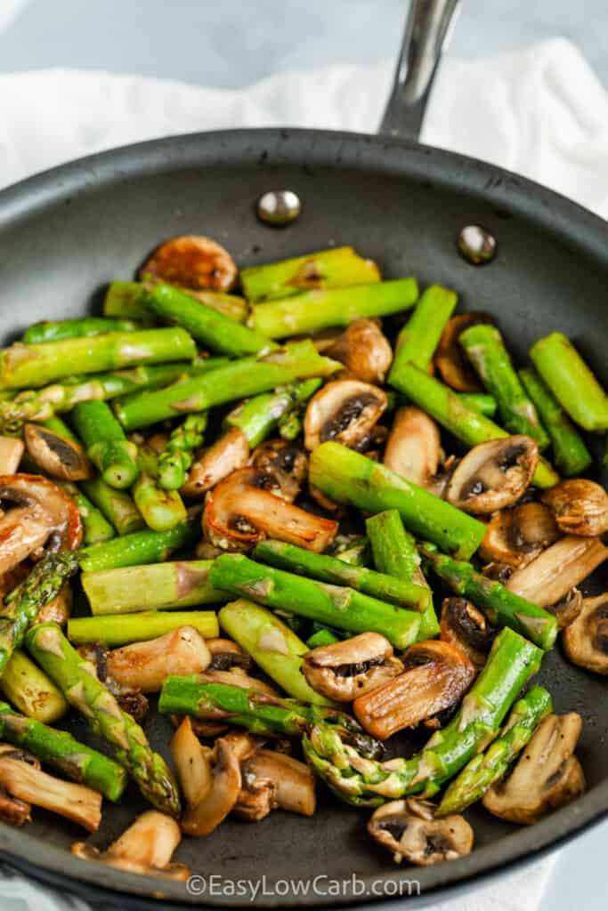 Sautéed Asparagus and Mushrooms (15 Minute Recipe!) Easy Low Carb