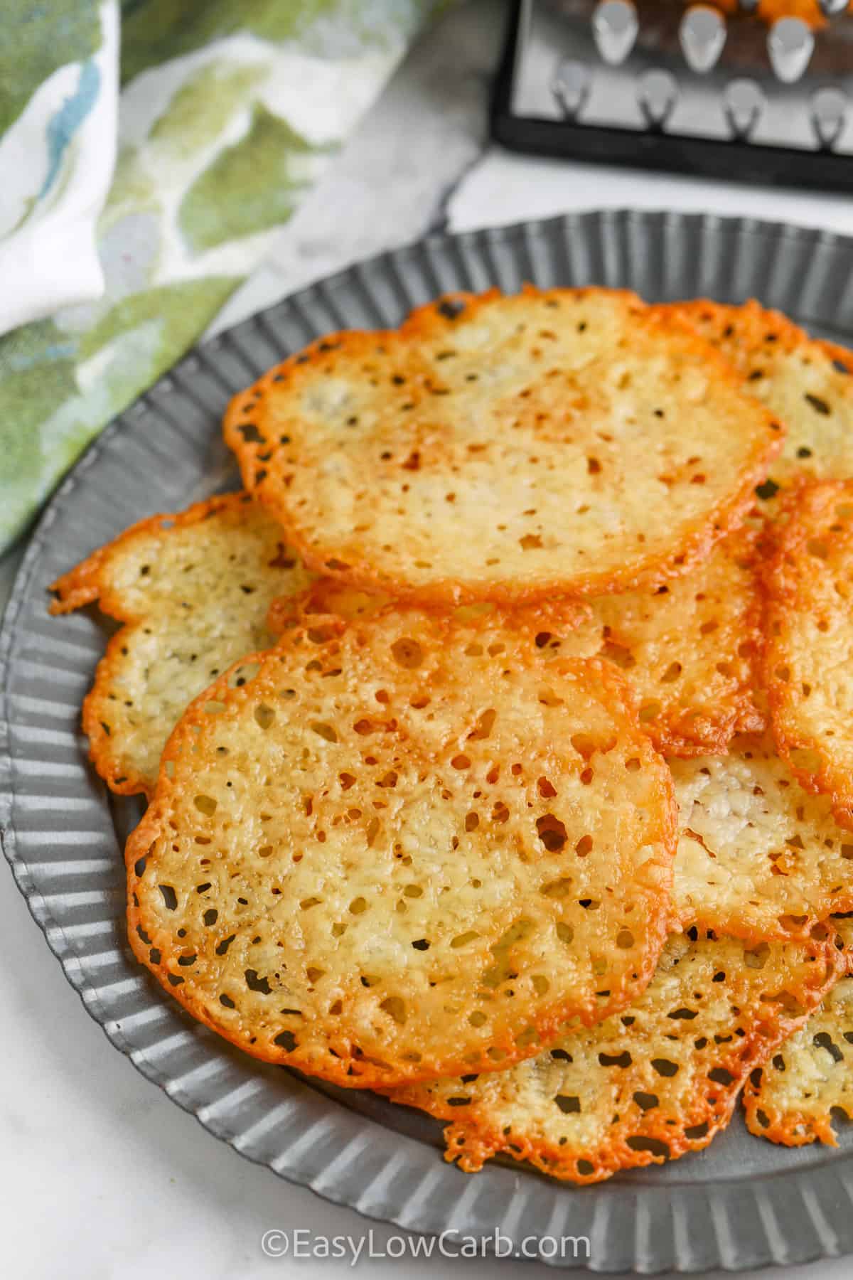 Mozzarella Cheese Crisps Recipe 10 Minute Recipe Easy Low Carb