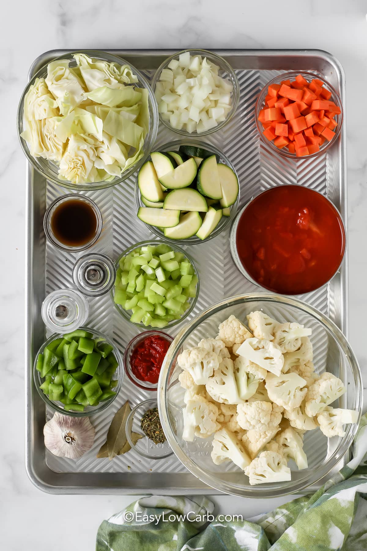 ingredients to make Low Carb Cabbage Soup