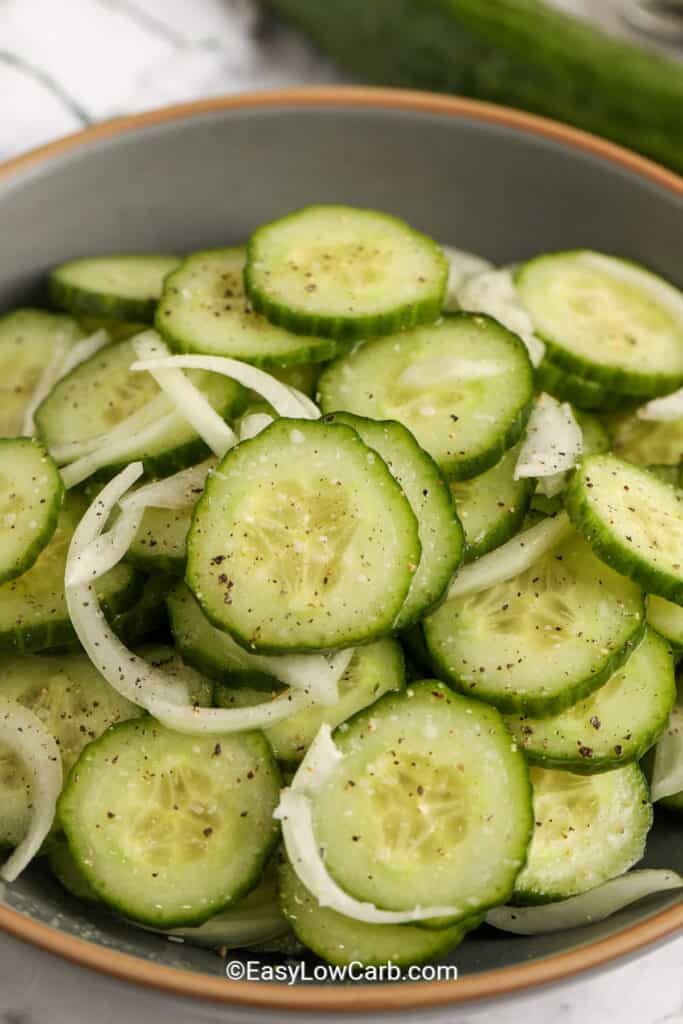 Cucumber & Onion Salad (Easy Recipe!) Easy Low Carb