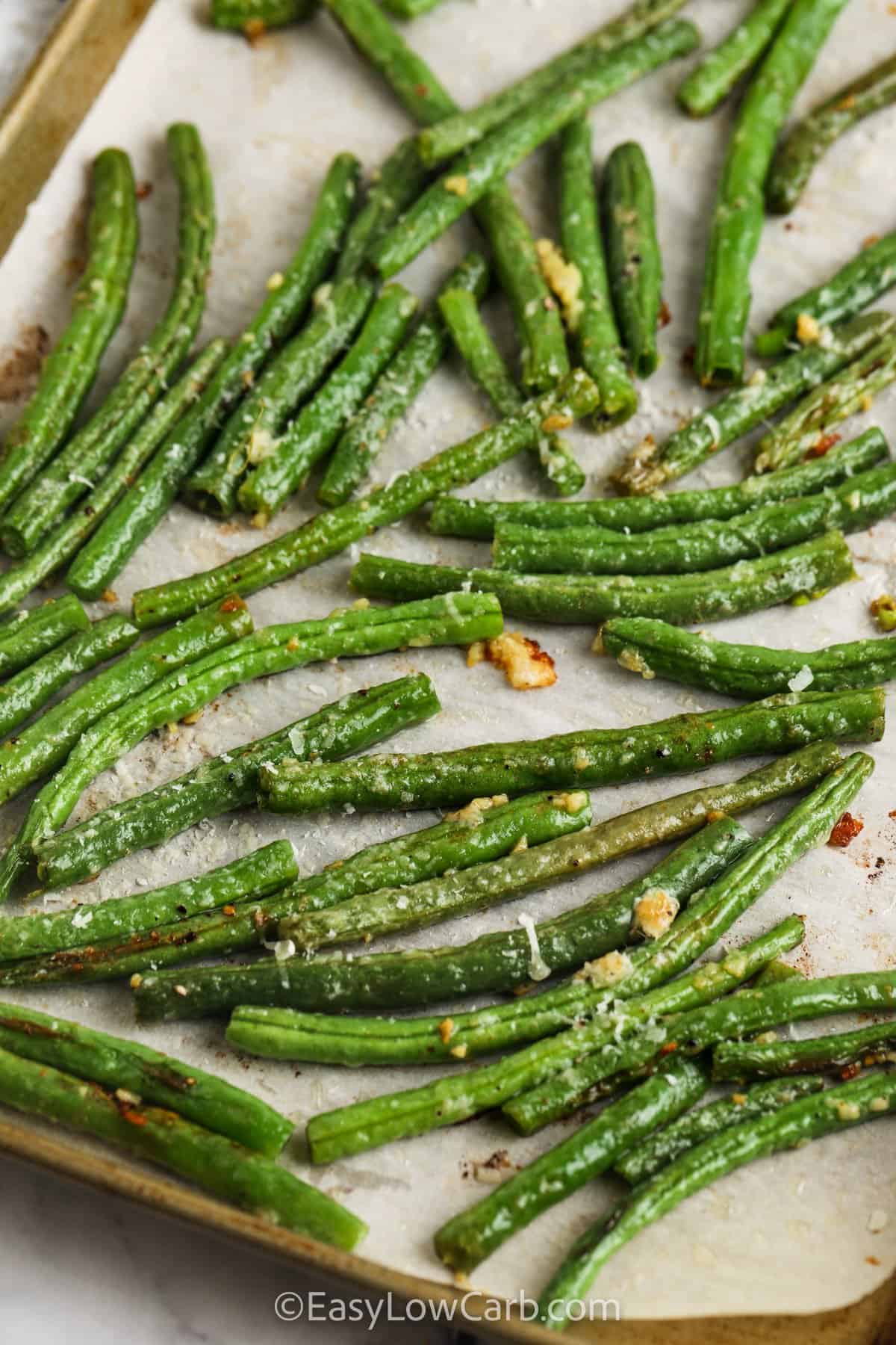 baked Roasted Green Beans on a sheet pan
