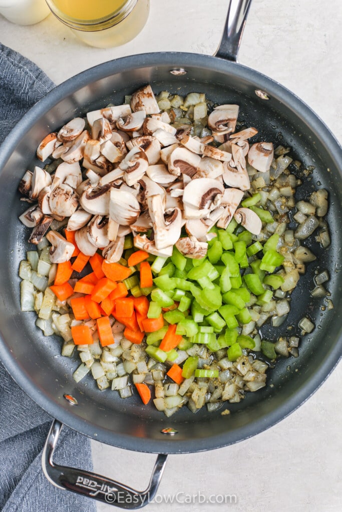 Low Carb Chicken Pot Pie (Homemade Crust!) - Easy Low Carb