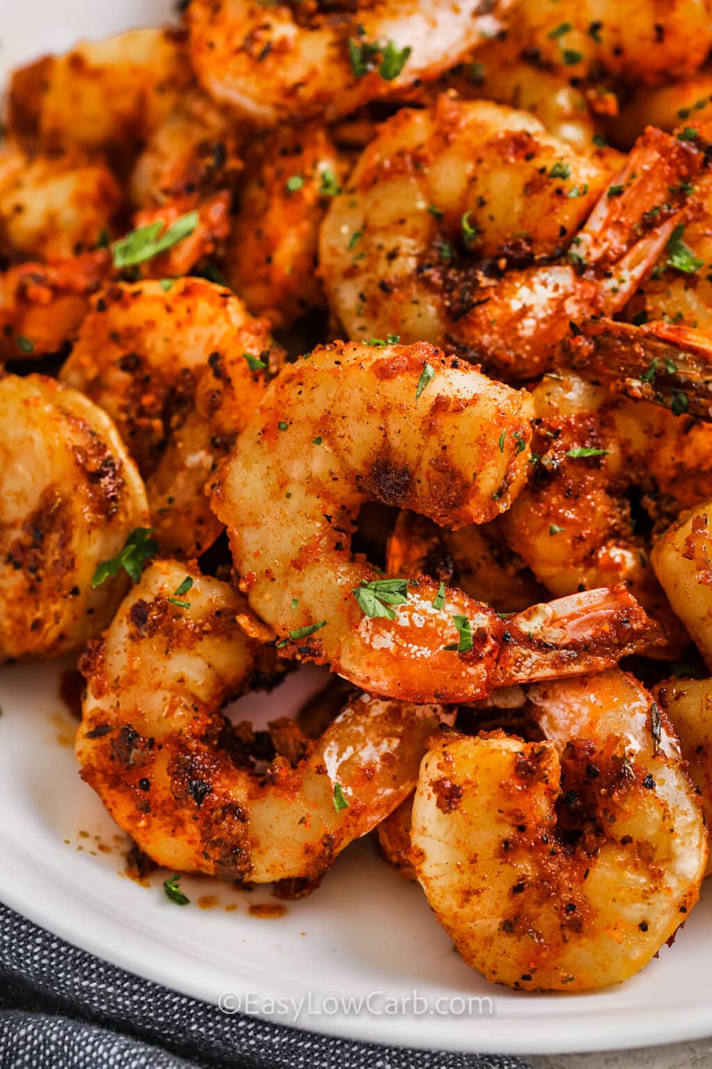 Easy Cajun Shrimp Recipe (Quick 10 Minute Recipe!) - Easy Low Carb