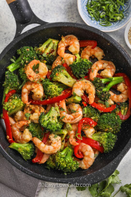 cooked Shrimp and Broccoli Recipe in a pan