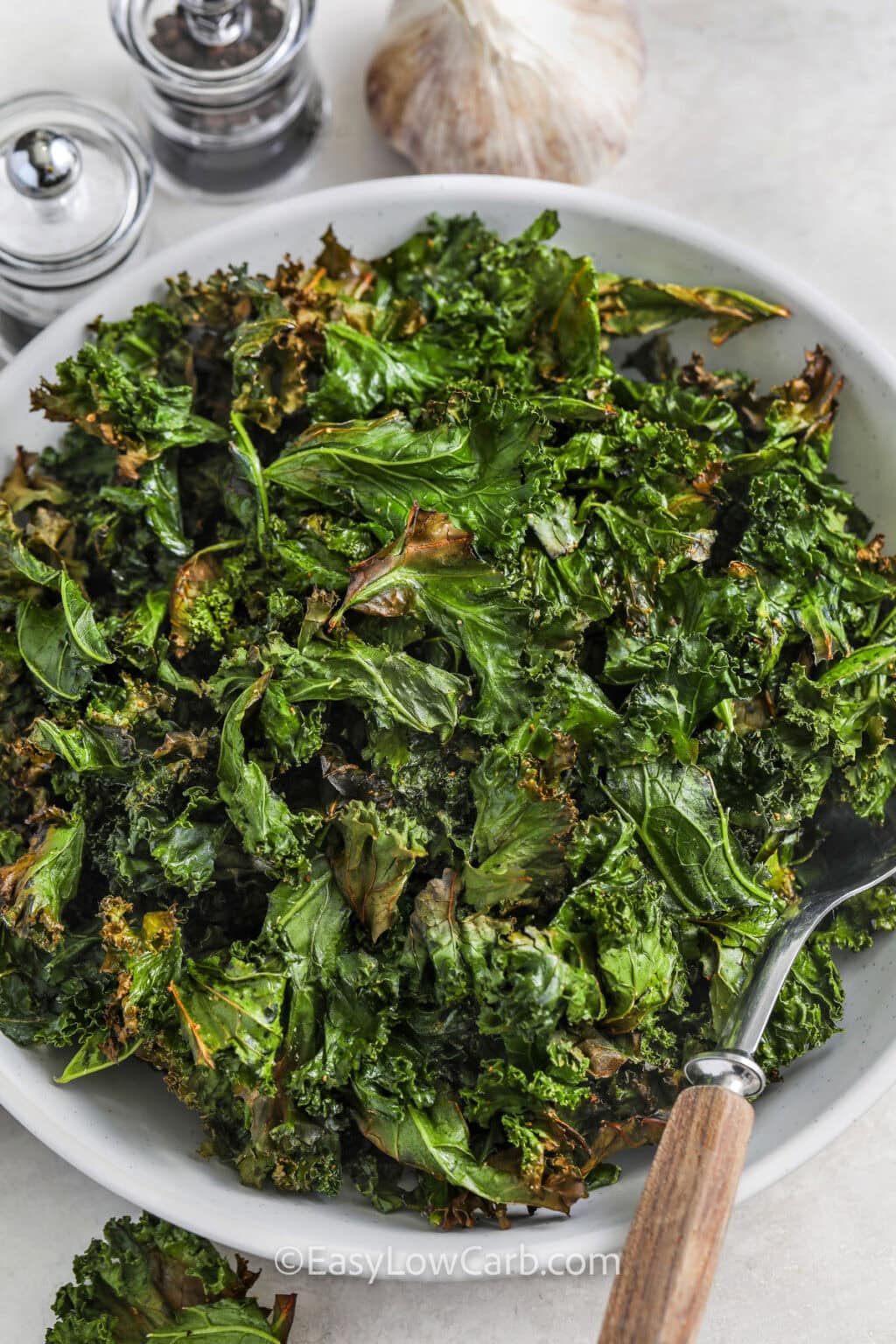 Roasted Kale (Just 5 Minute Prep!) - Easy Low Carb