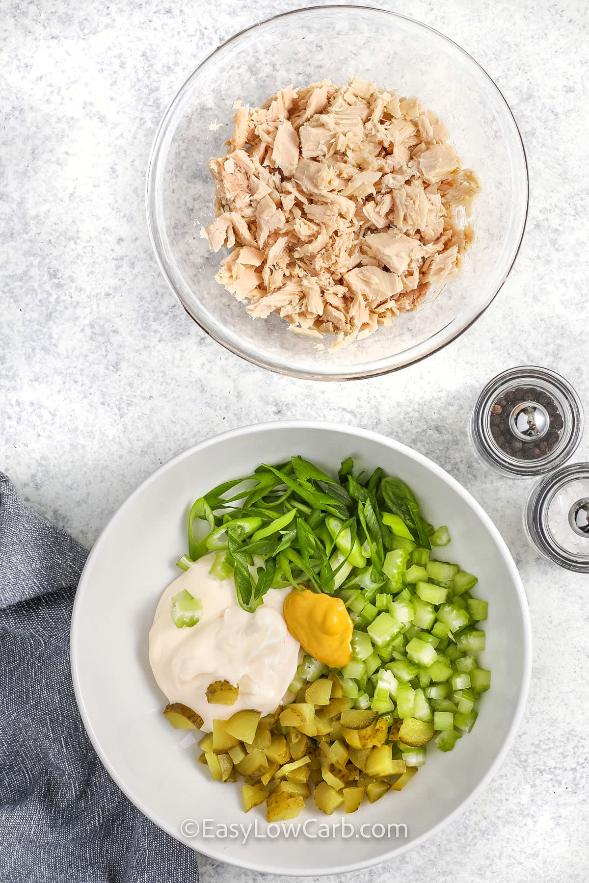 two bowls with ingredients for Keto Tuna Salad