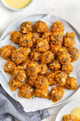 Cream Cheese Sausage Balls (So Cheesy, Juicy, and Delicious!) - Easy