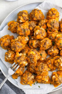 Cream Cheese Sausage Balls (So Cheesy, Juicy, and Delicious!) - Easy