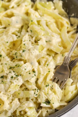 cropped cabbage noodles alfredo